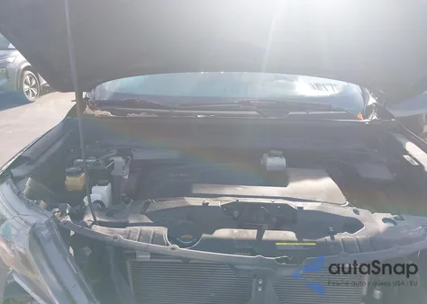 2017 Nissan Pathfinder Sv z USA, uszkodzony, nr VIN 5N1DR2MN7HC634534